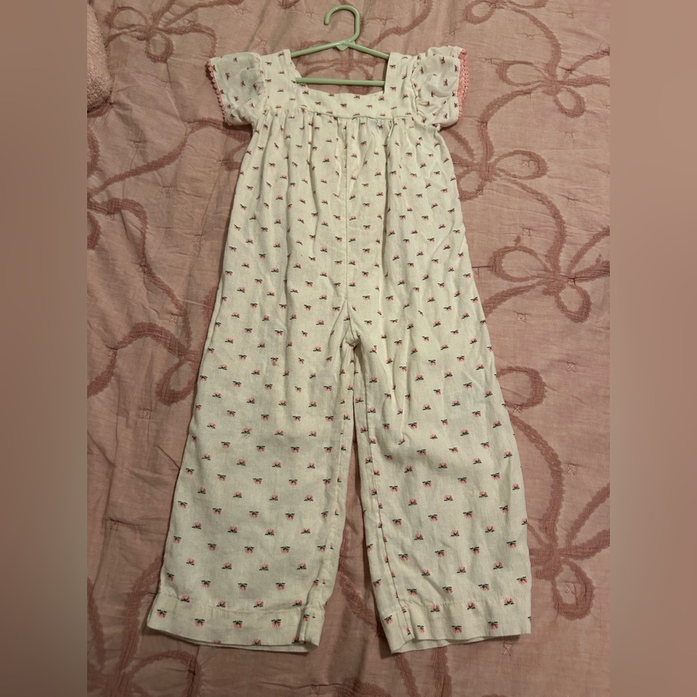 Old Navy Floral linen jumper 4T
